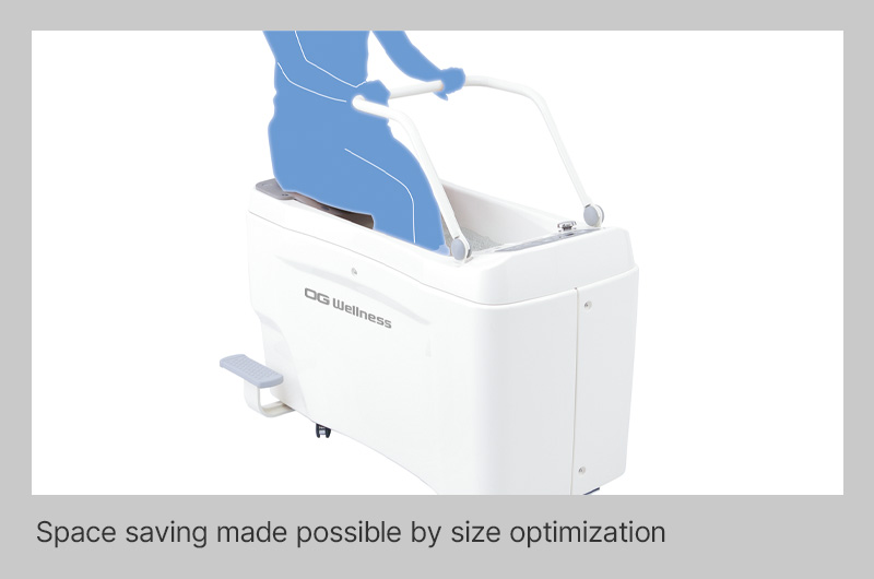 EJECTORBATH space-saving bathtub design